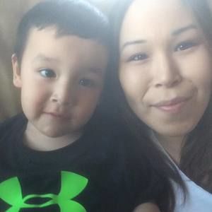 Meet your Posher, Jacquelyn